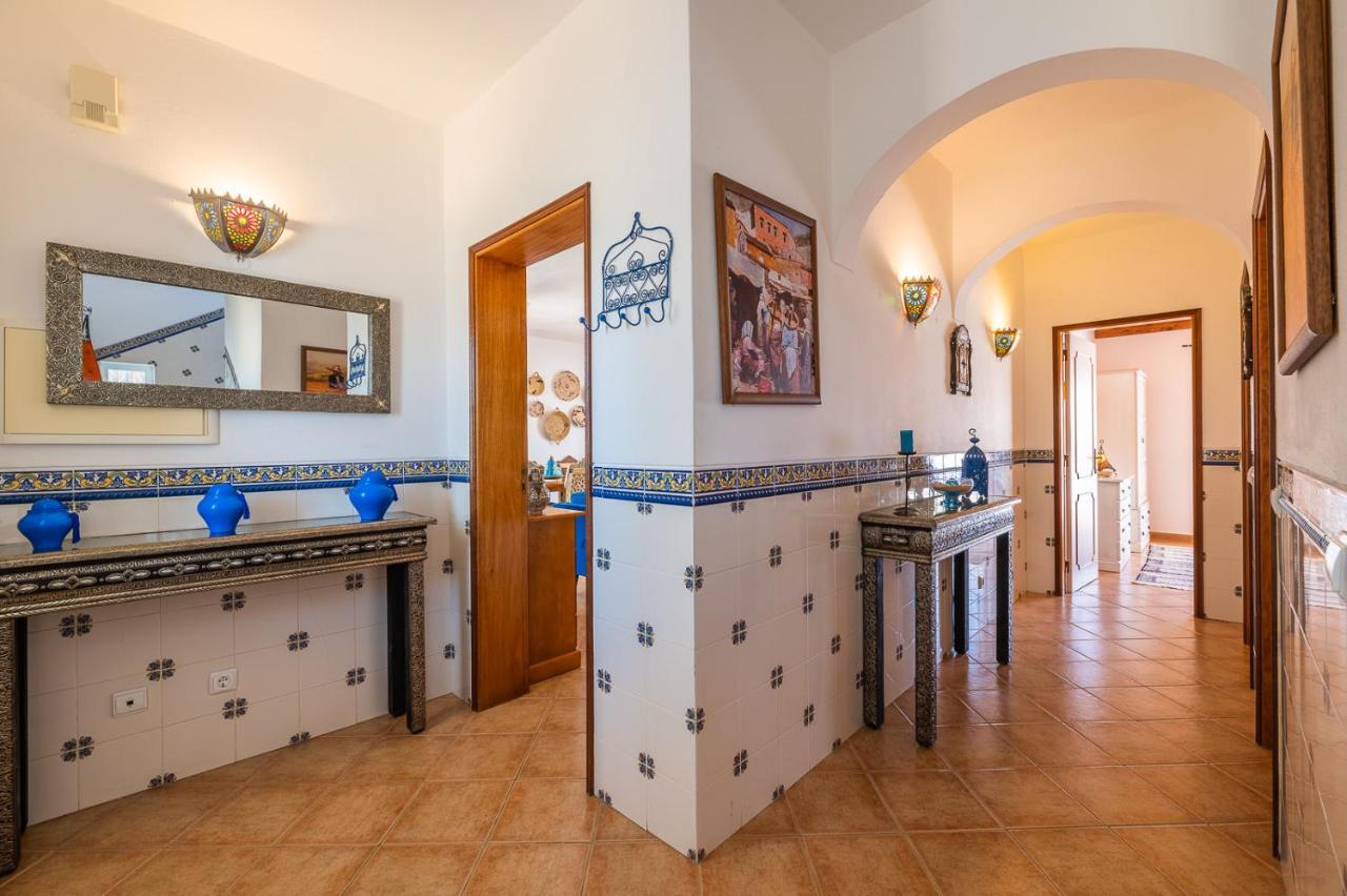 Villa Oasis Galé - 4bed with free wifi, AC, private pool, 5 min from the beach Albufeira Esterno foto